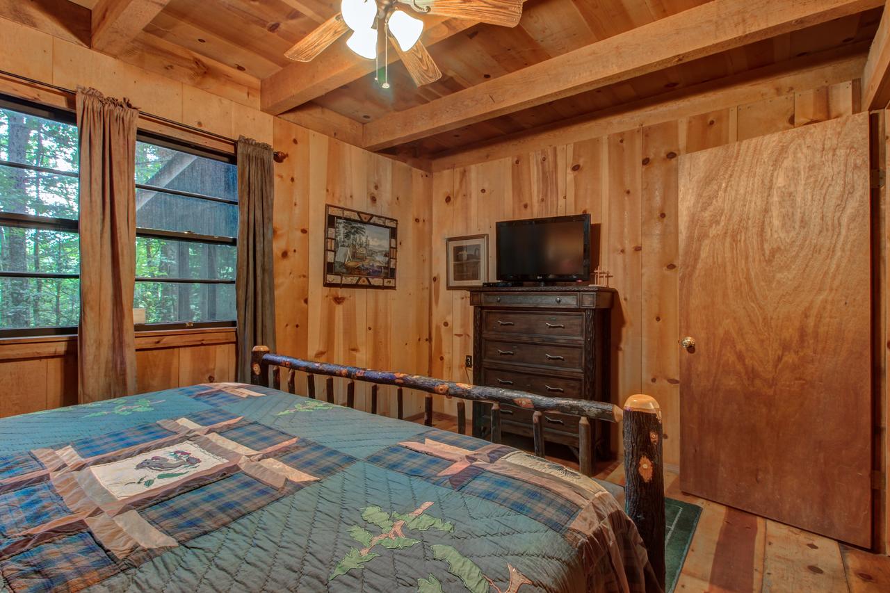 A Rustic Retreat - thumb 11