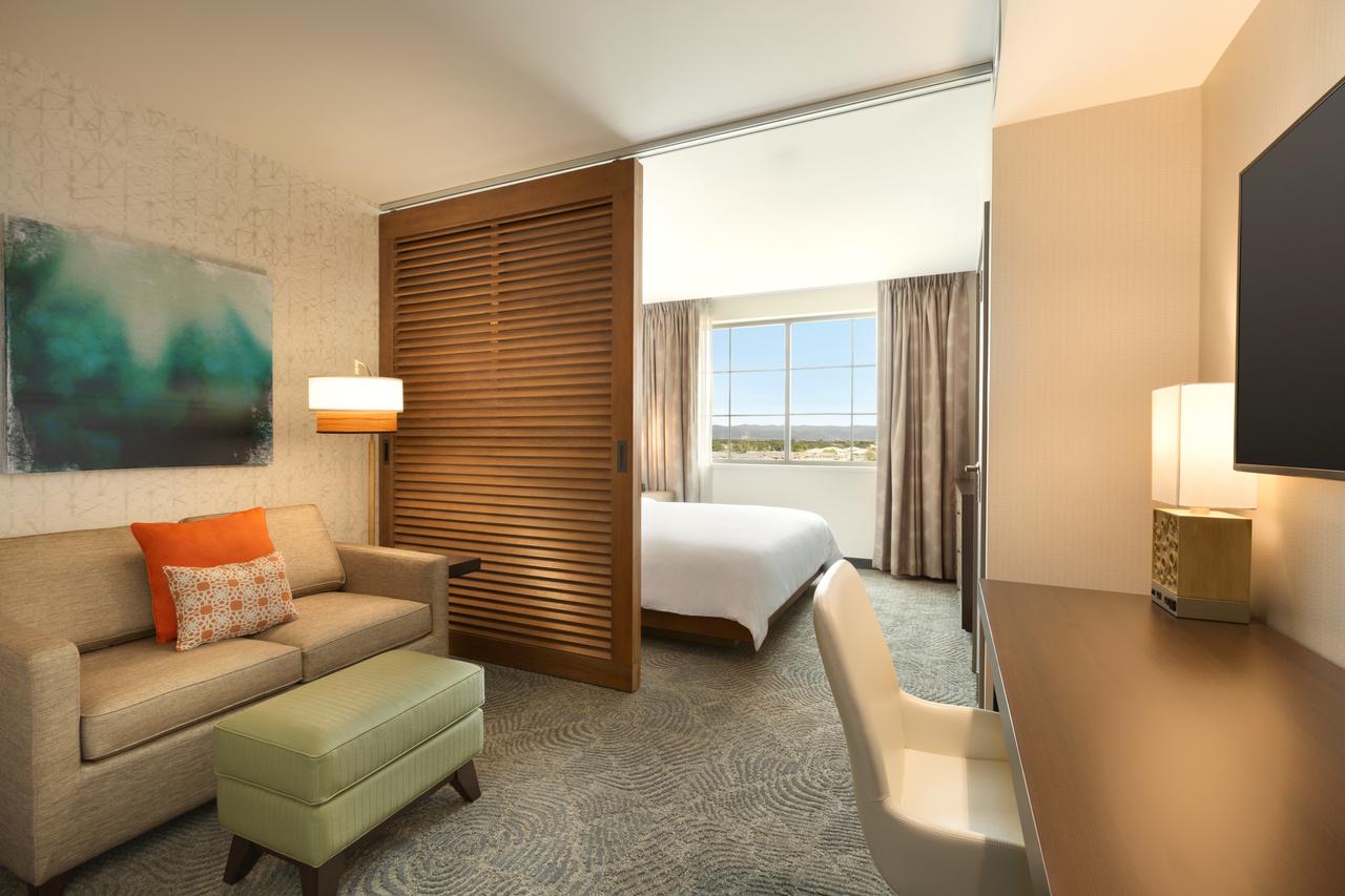 Embassy Suites By Hilton Oahu Kapolei - FREE Breakfast - thumb 1