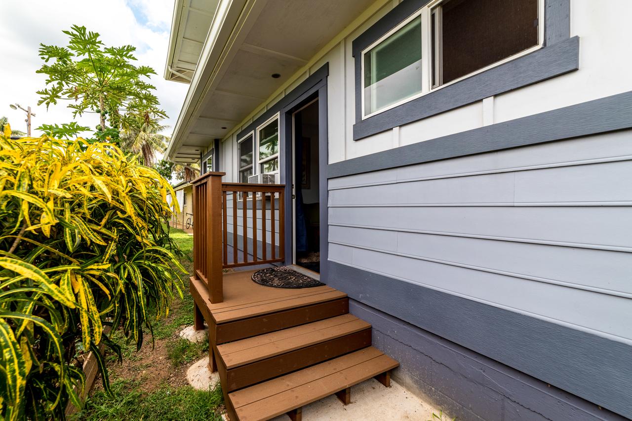 Banana Bungalow In Laie, North Shore, Oahu - thumb 1