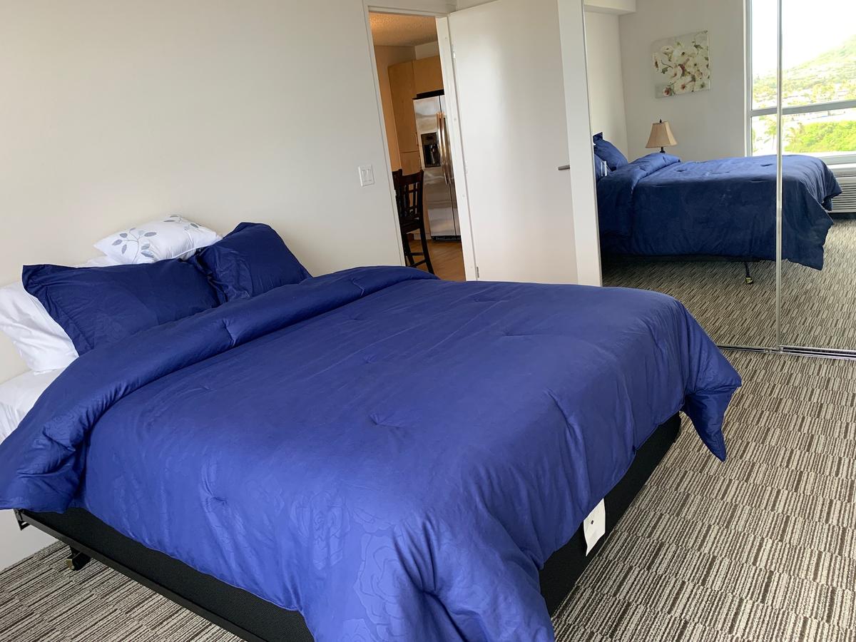 HAWAII KAI 2BD/FREE PARKING - thumb 12