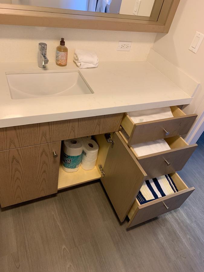 HAWAII KAI 2BD/FREE PARKING - thumb 20