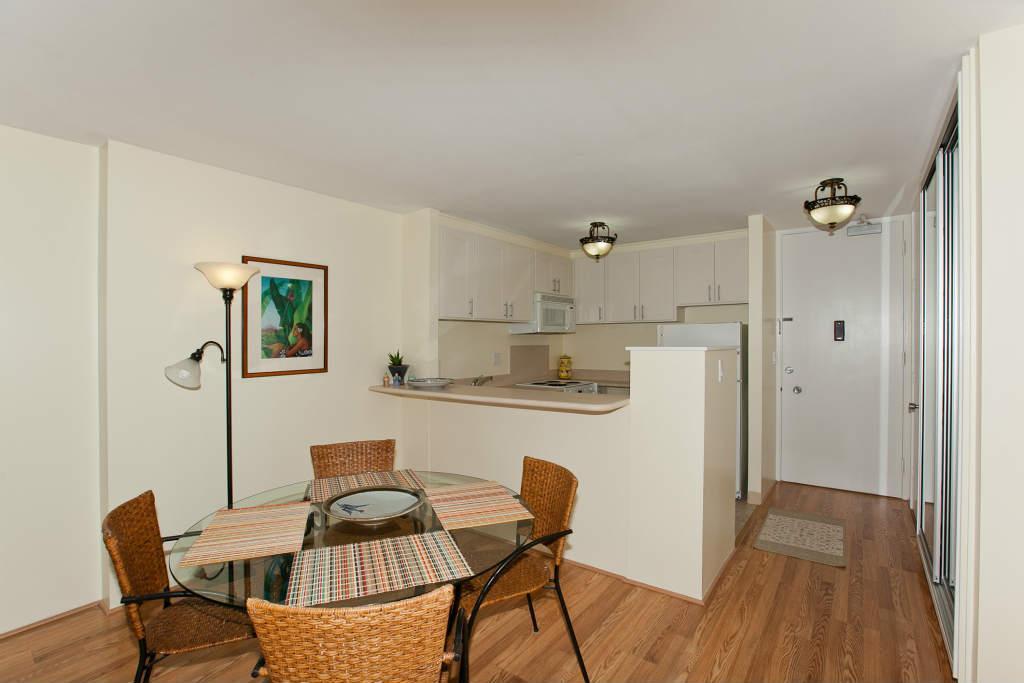 Ilikai Marina 899 City View 1BR - thumb 18