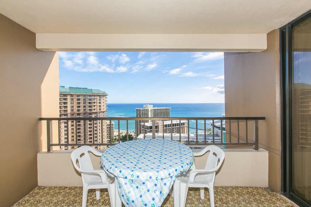 Discovery Bay 4012 Ocean View 1BR - thumb 0