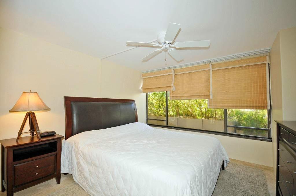 Discovery Bay 1118 City View 1BR - thumb 2