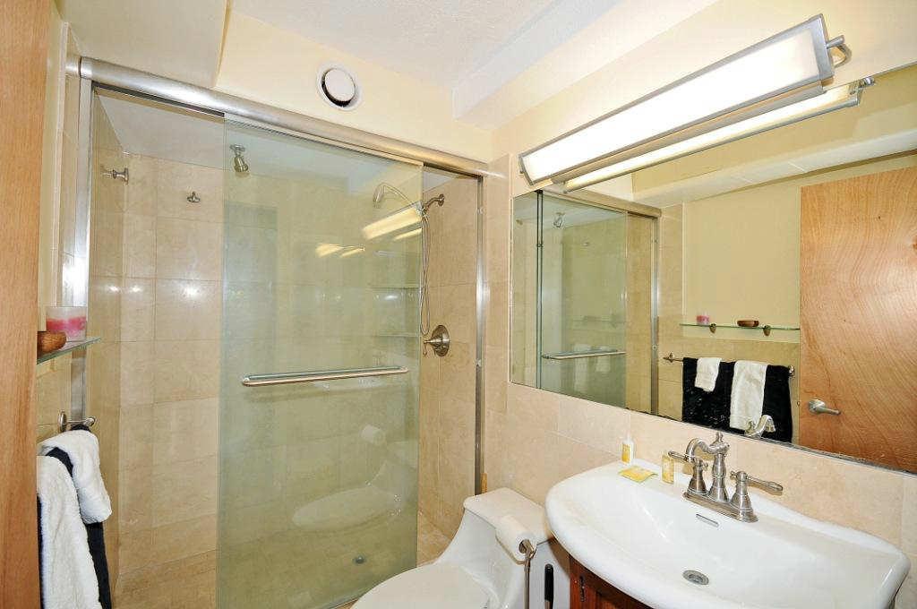 Discovery Bay 1118 City View 1BR - thumb 7