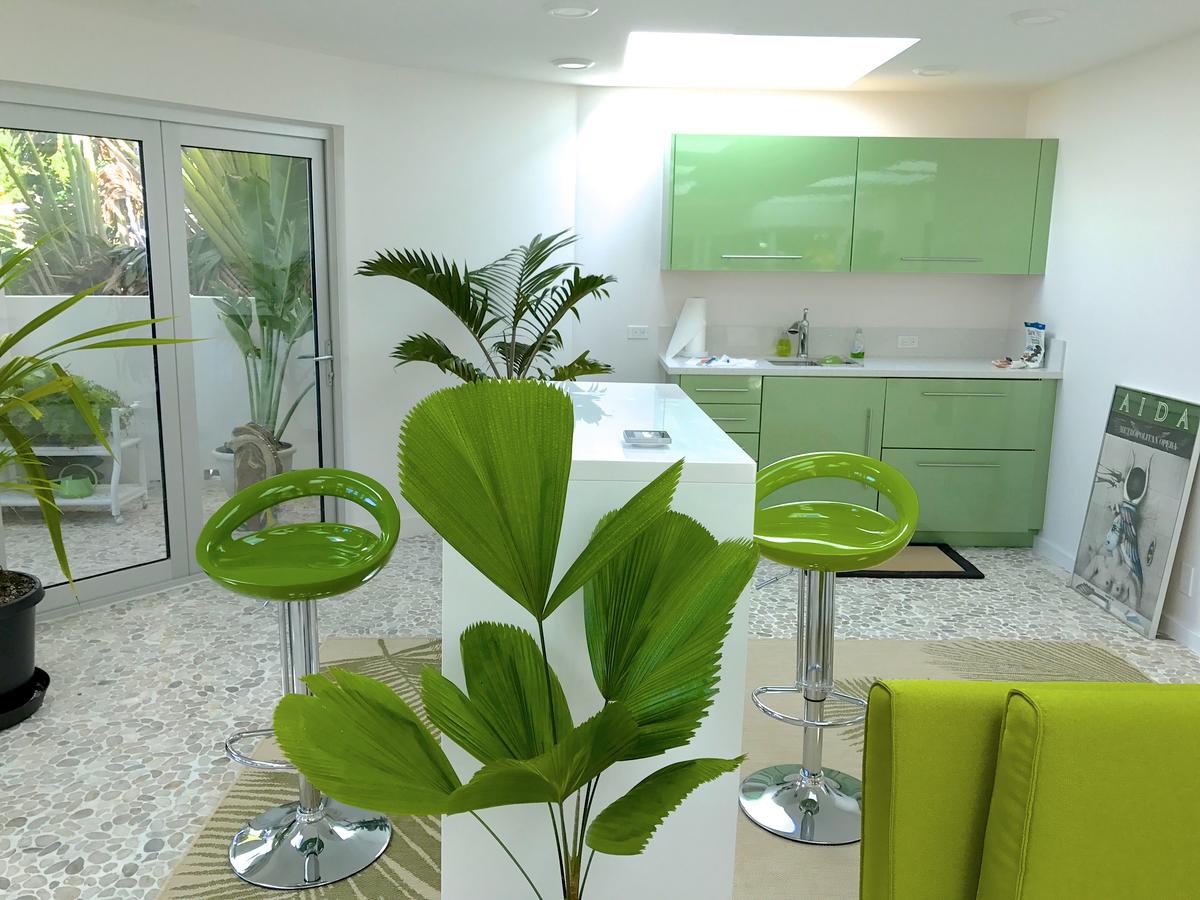 Unique Atrium Lanai Loft - thumb 11