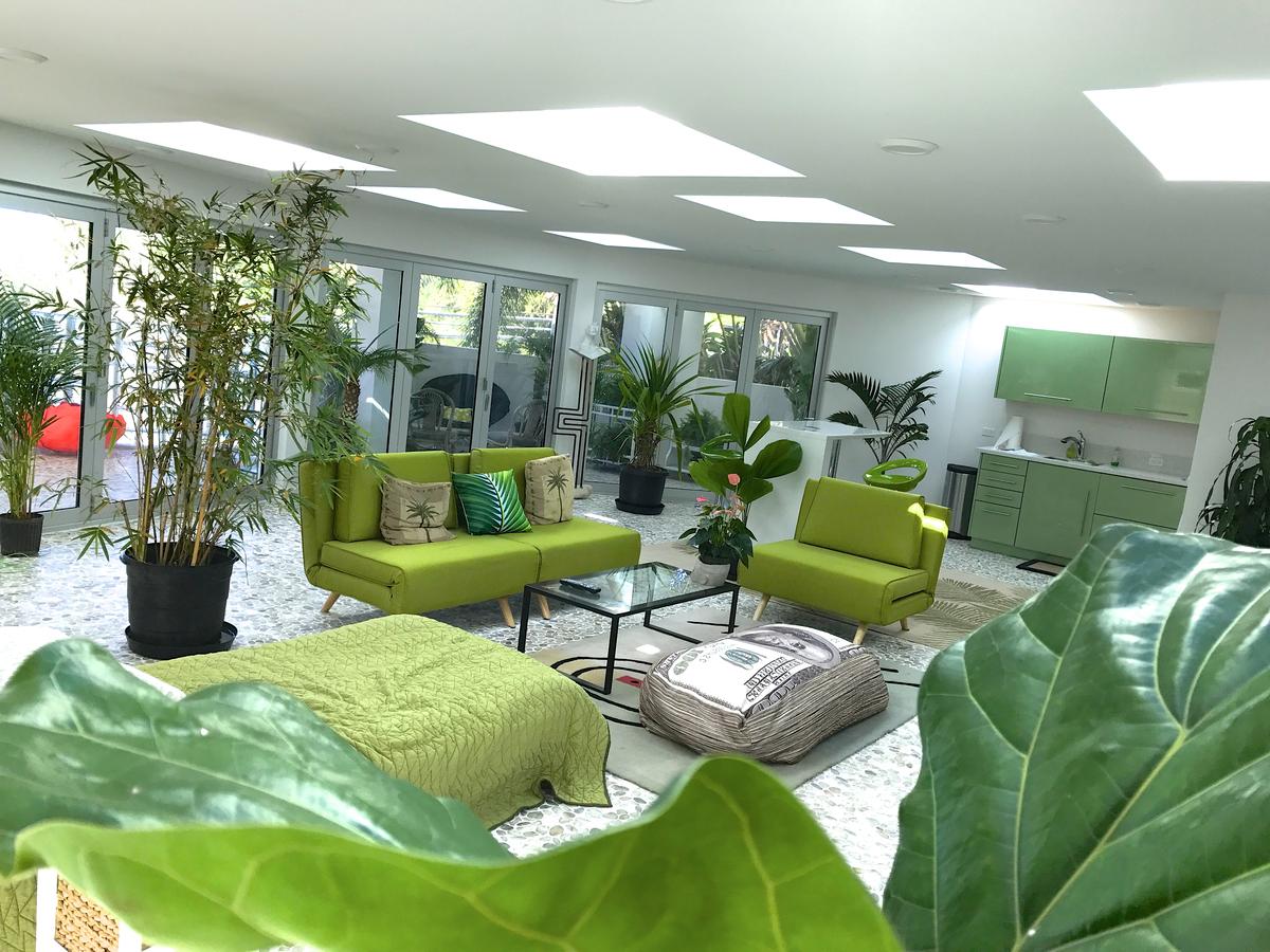 Unique Atrium Lanai Loft - thumb 6