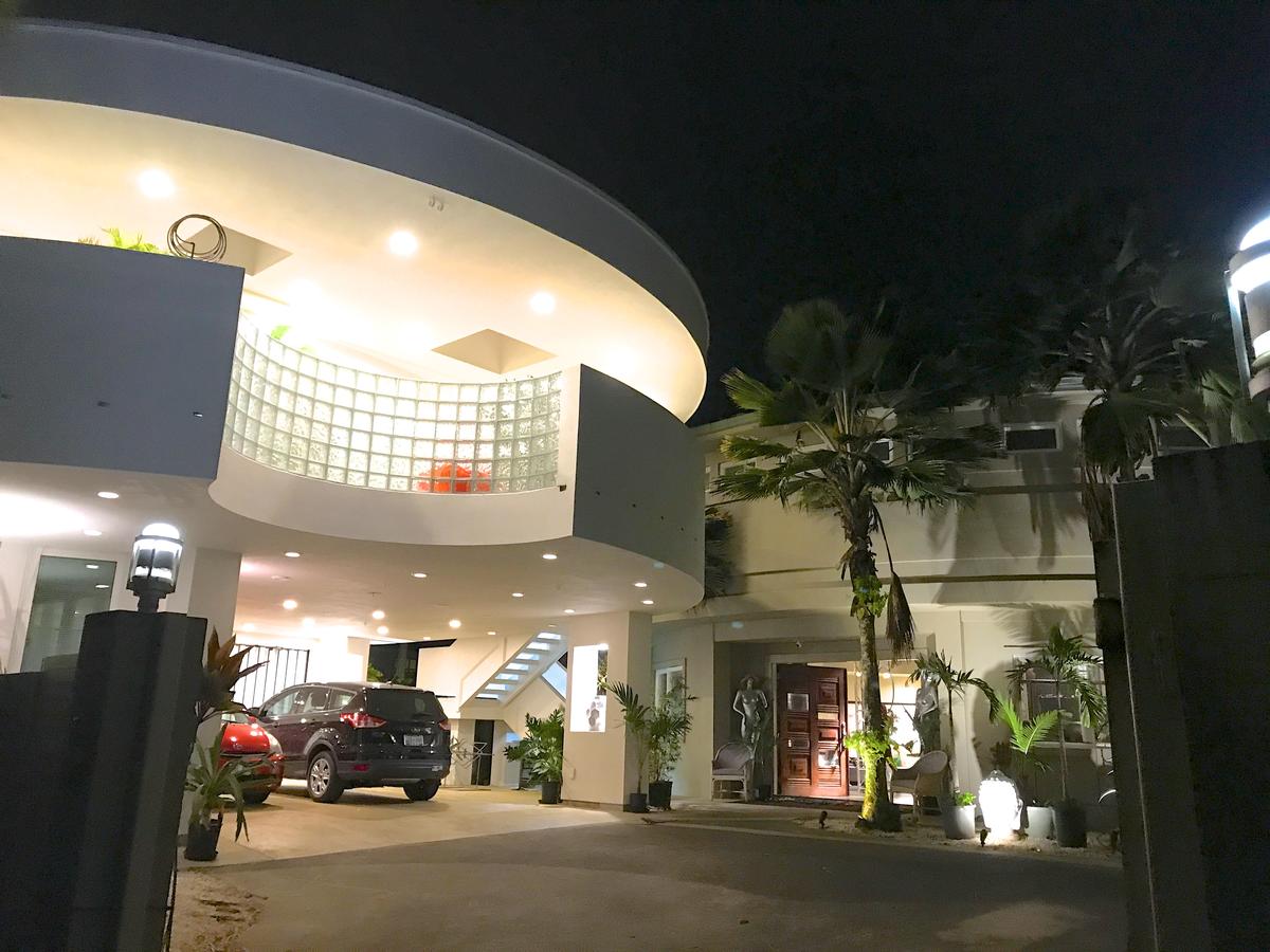 Unique Atrium Lanai Loft - thumb 2