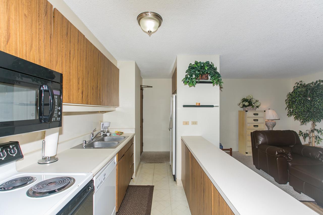 Discovery Bay 2003 Ocean View 1BR - thumb 8