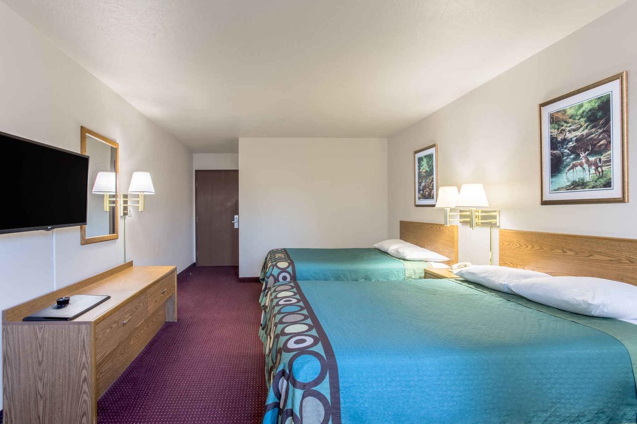 Super 8 By Wyndham Blackfoot - thumb 7