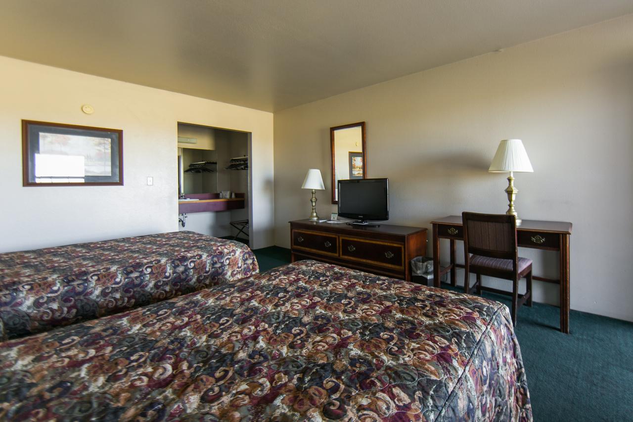 Budget Motel - thumb 0