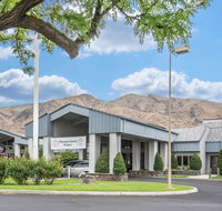 Quality Inn  Suites Conference Center Clarkston - Tourism Bookings