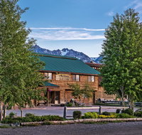 Stanley High Country Inn - Tourism Bookings