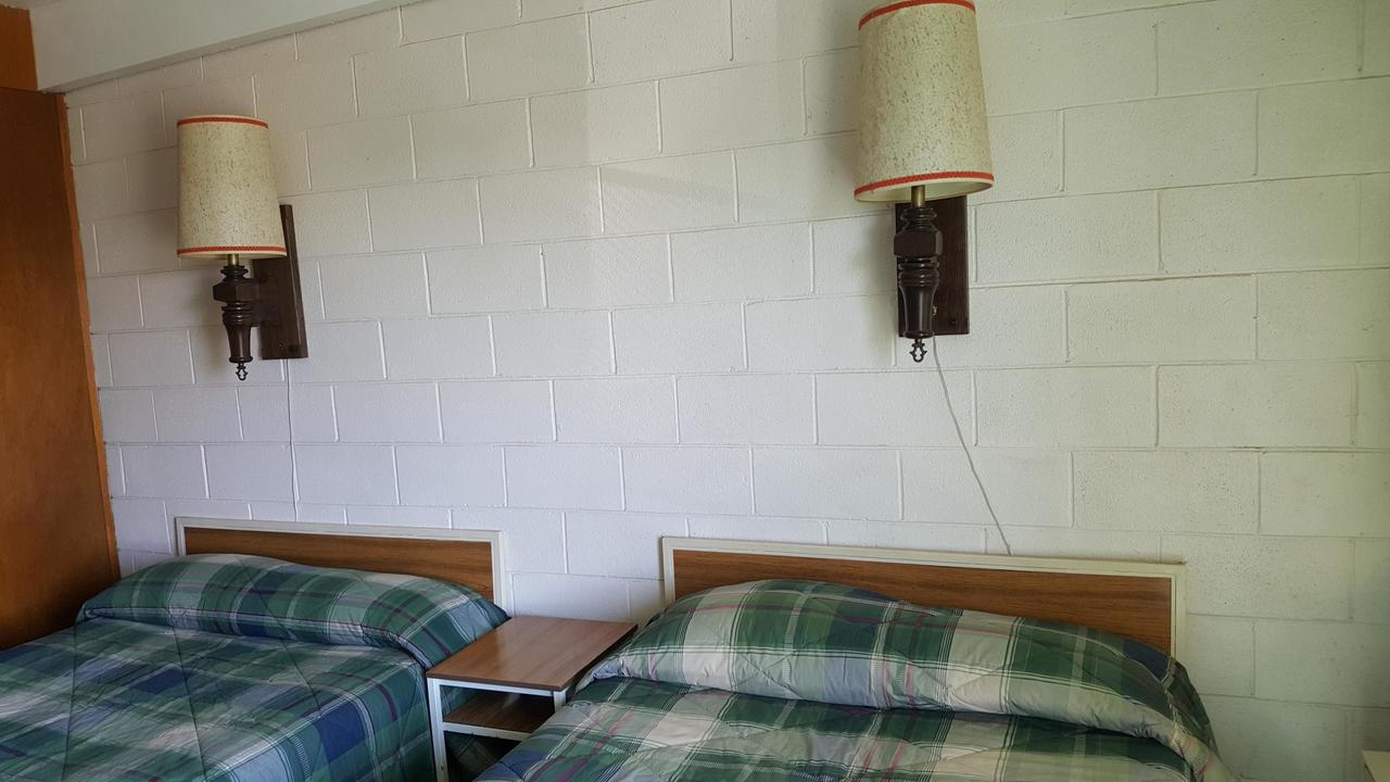 Thunder Bird Motel - thumb 6