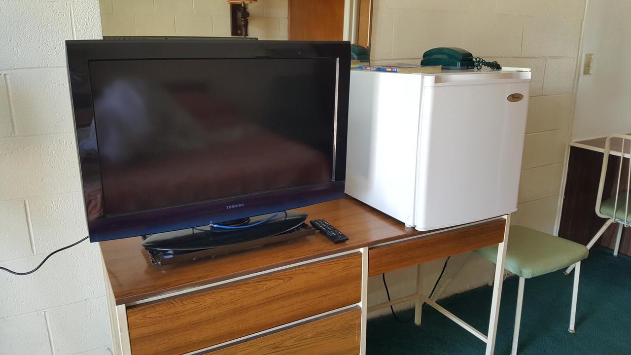 Thunder Bird Motel - thumb 3