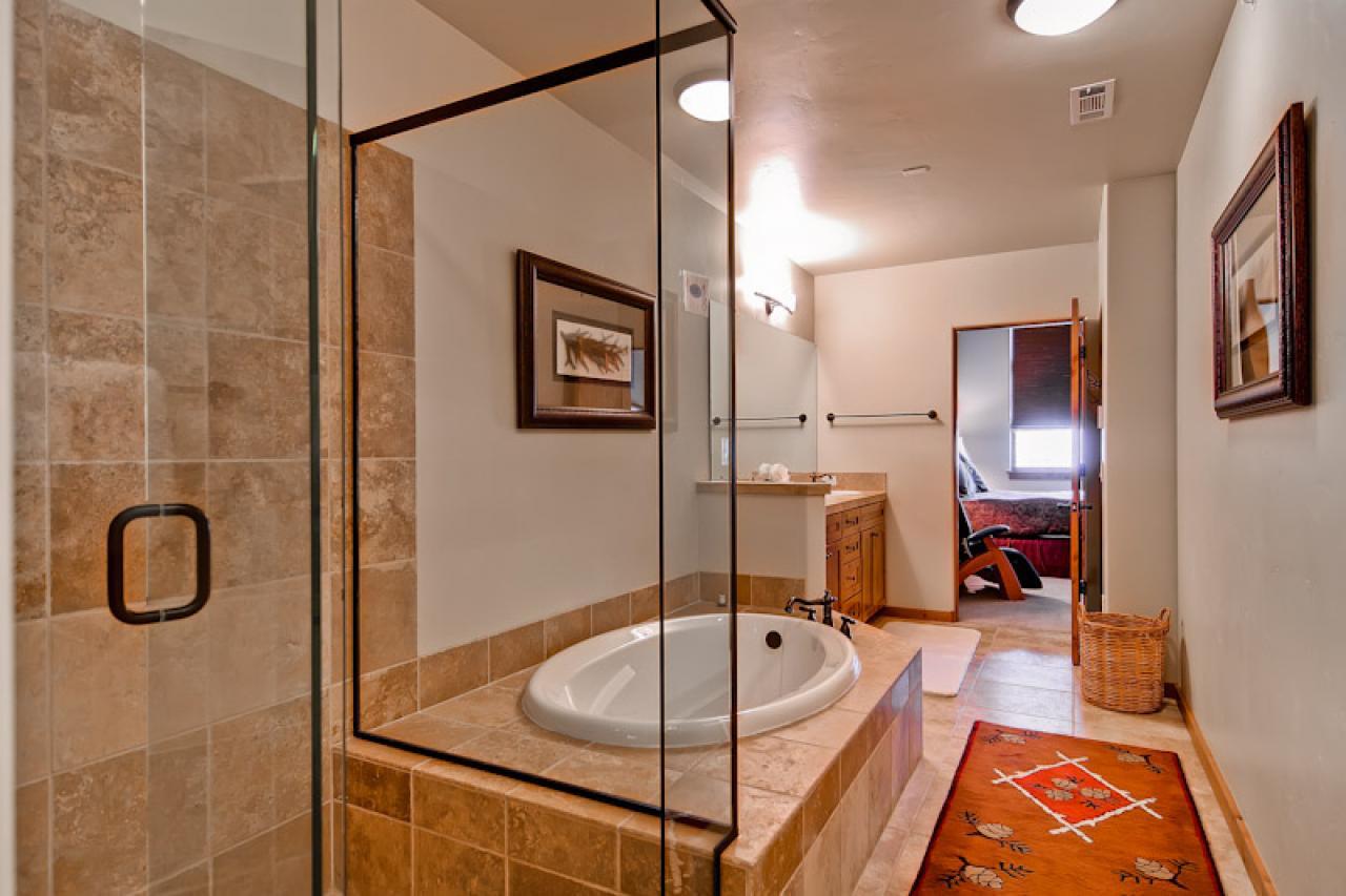 The Timbers Condos, Mt View - thumb 6