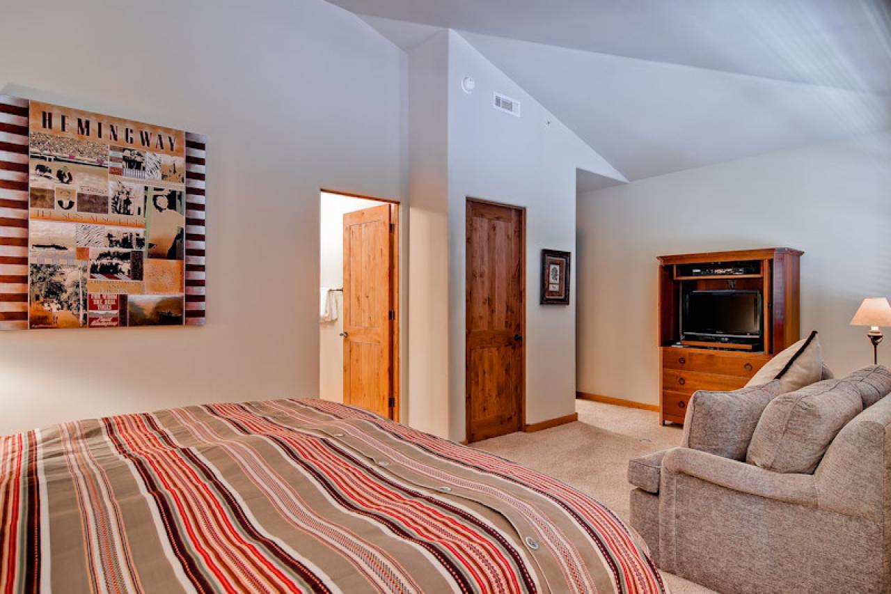 The Timbers Condos, Mt View - thumb 13