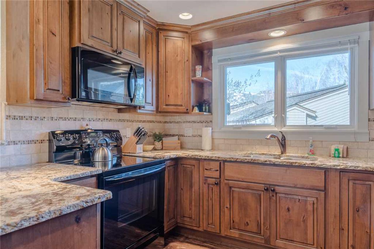 The Ridge On Golf Course With Elkhorn Amenities - thumb 0