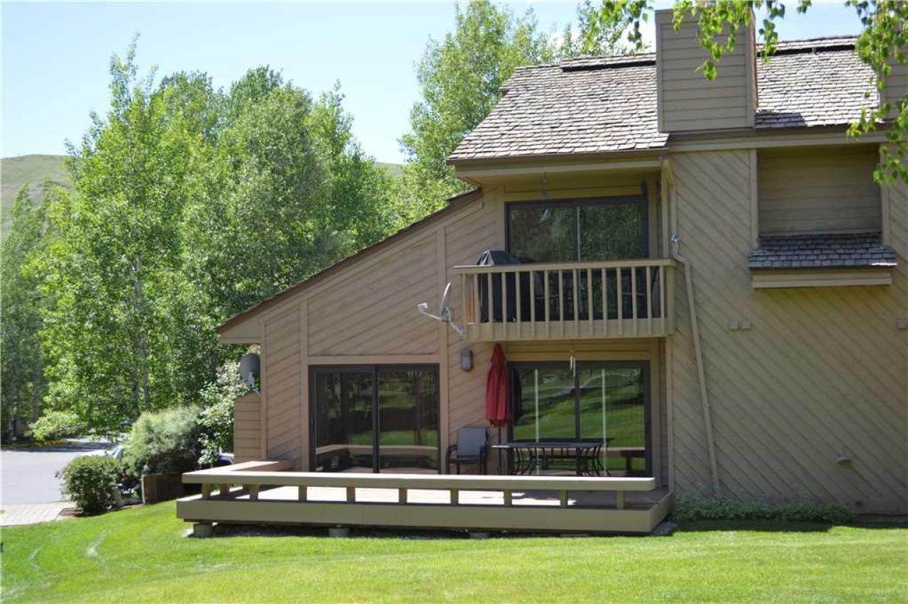 The Ridge On Golf Course With Elkhorn Amenities - thumb 2