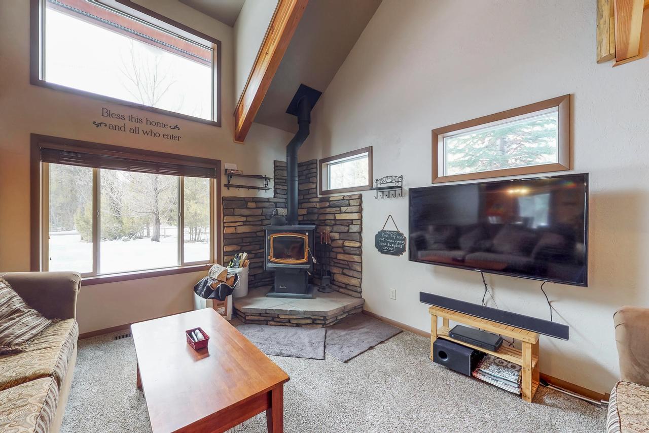 Forest Lake Cabin - thumb 39