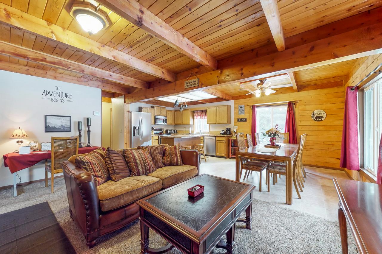 Forest Lake Cabin - thumb 8