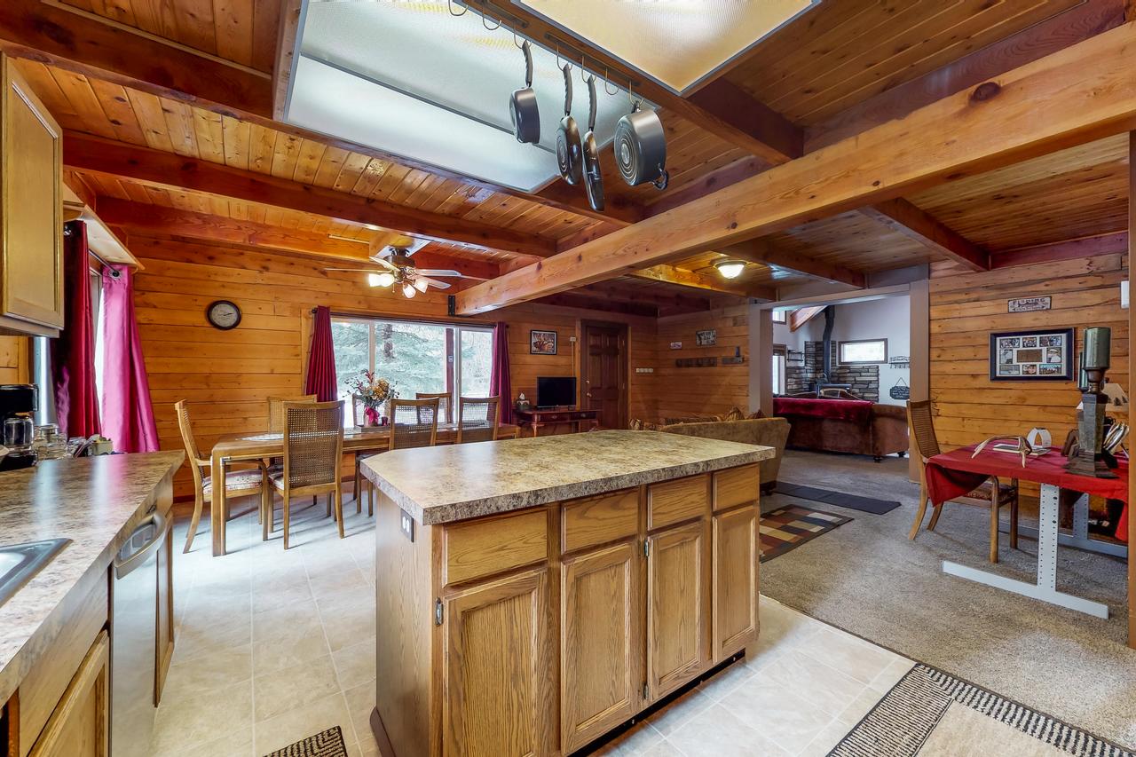 Forest Lake Cabin - thumb 42