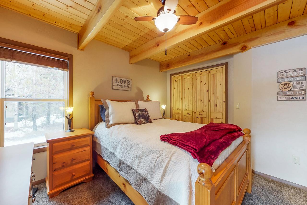 Forest Lake Cabin - thumb 13