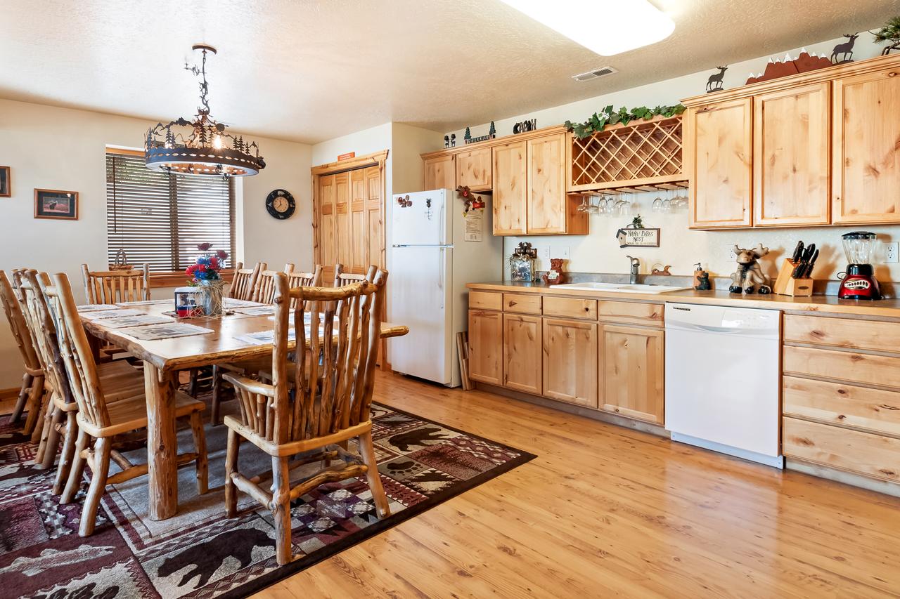 Moose Mountain Retreat - thumb 5