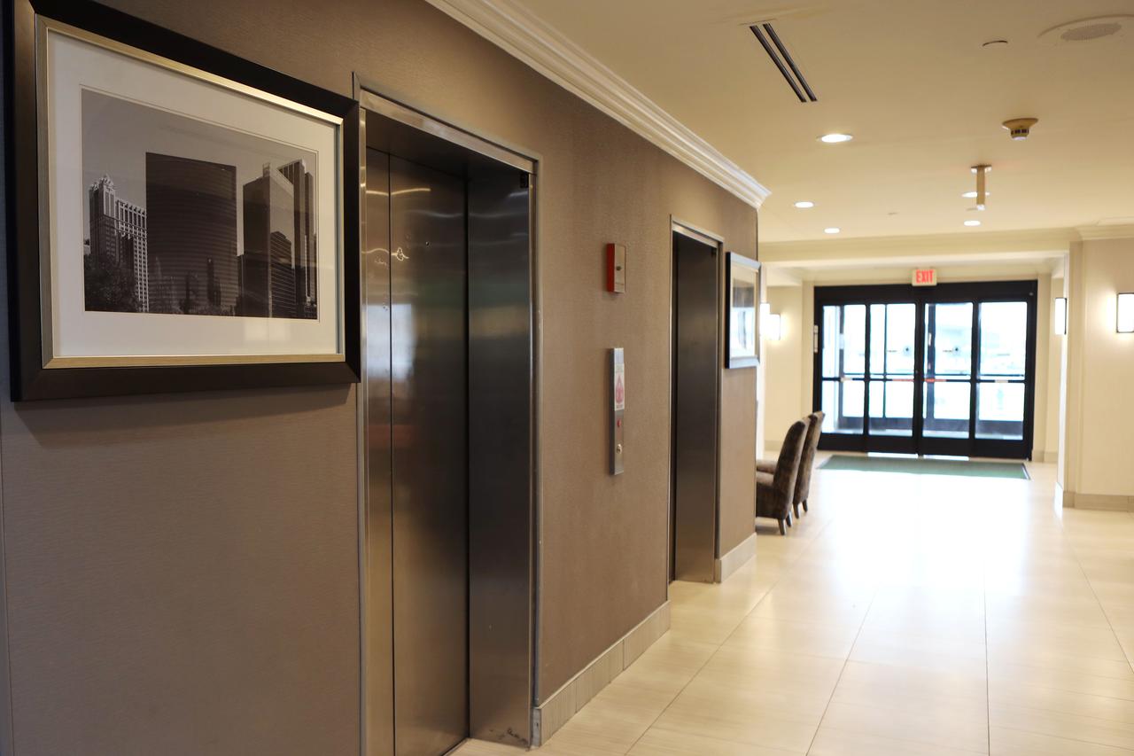 Holiday Inn Chicago/Oak Brook - thumb 29