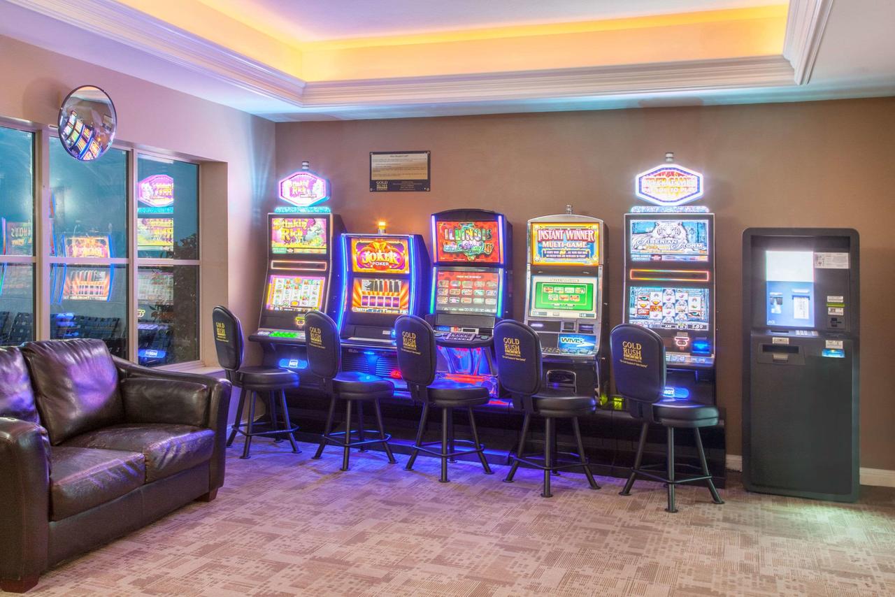 Hawthorn Suites Bloomington - thumb 12