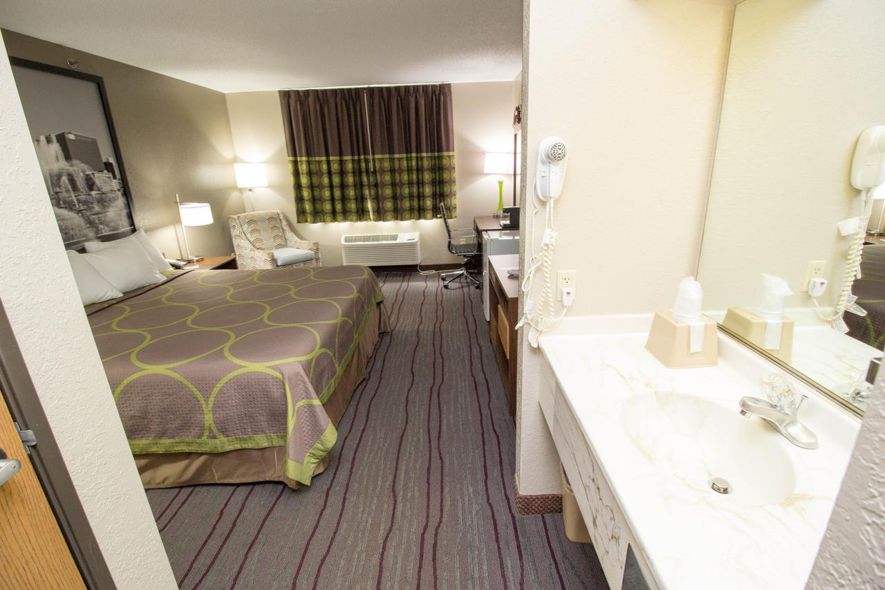 Super 8 By Wyndham Chicago O'Hare Airport - thumb 9