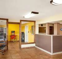 Days Inn by Wyndham Champaign/Urbana - Tourism Bookings