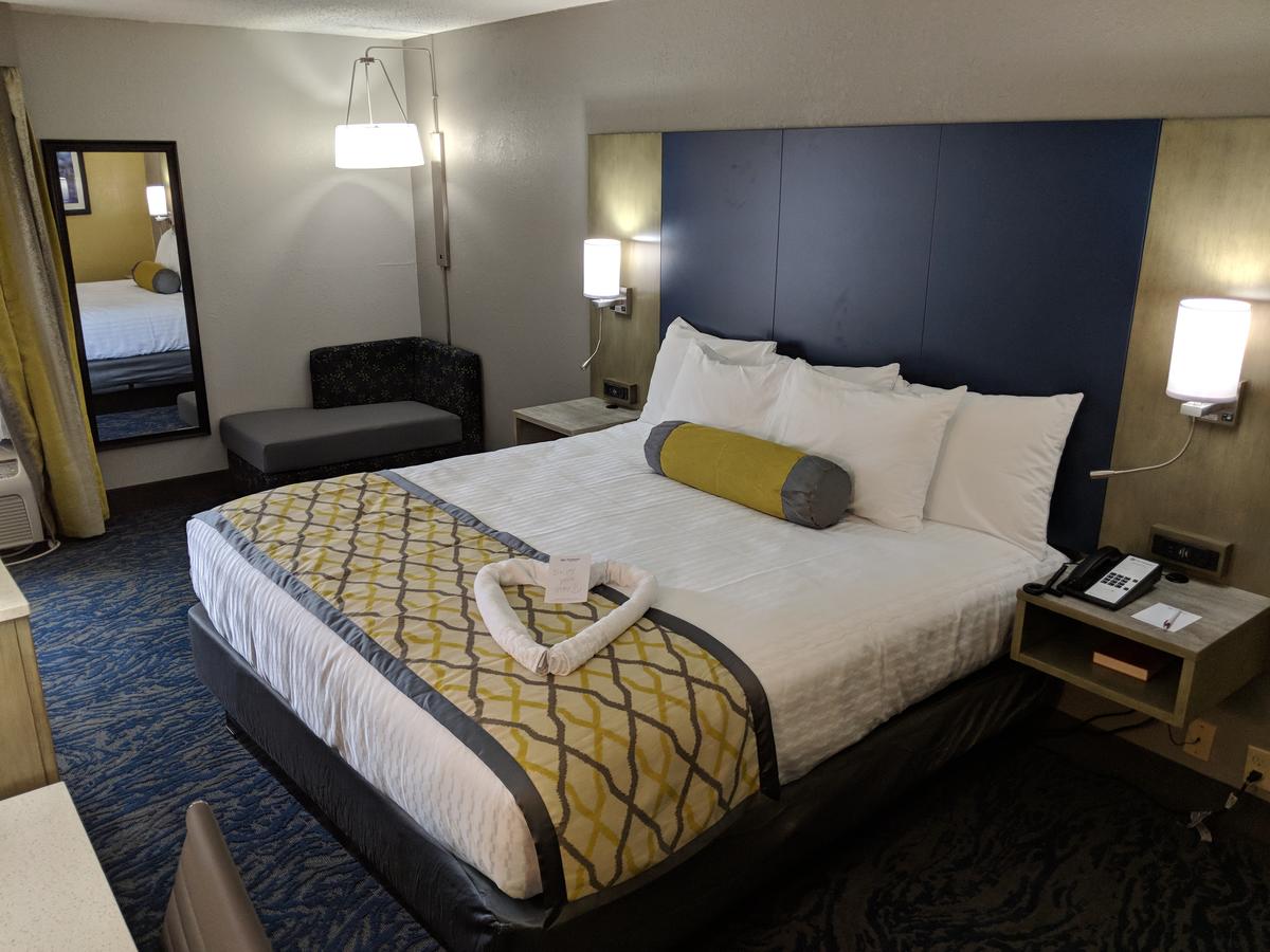 Best Western Plus Bloomington East - thumb 19