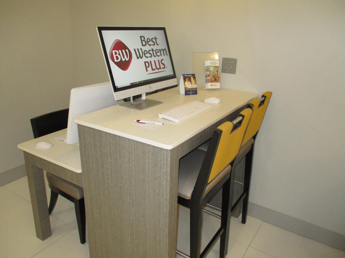 Best Western Plus Bloomington East - thumb 23