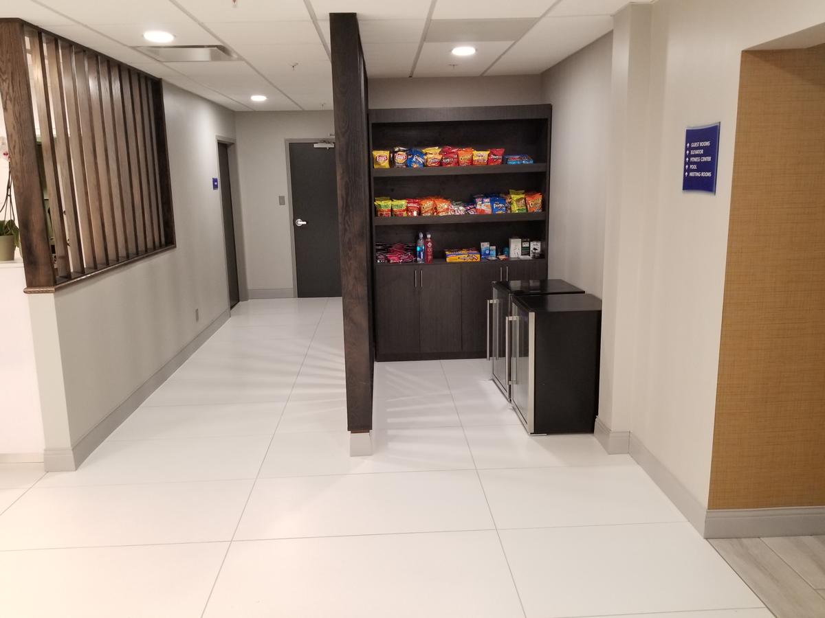 Best Western Plus Bloomington East - thumb 33