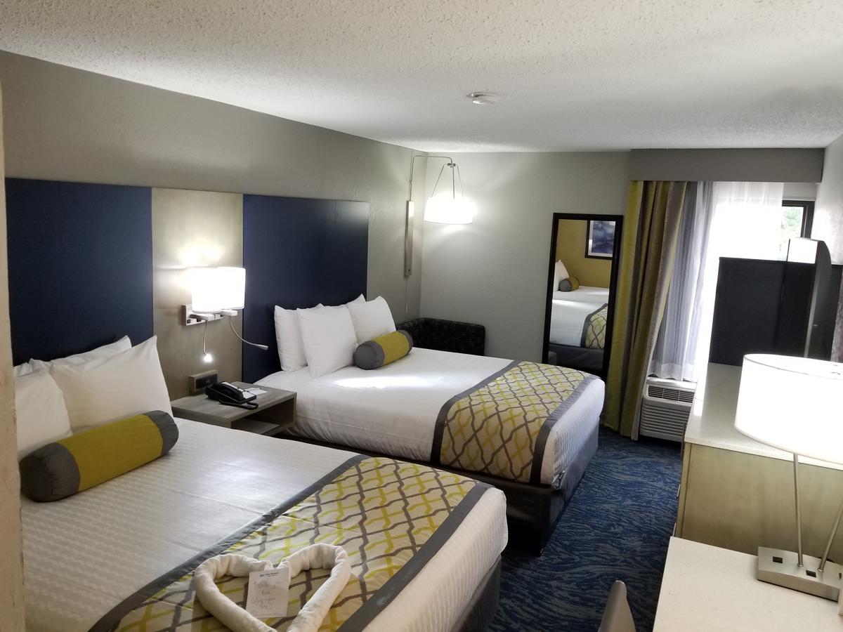 Best Western Plus Bloomington East - thumb 31