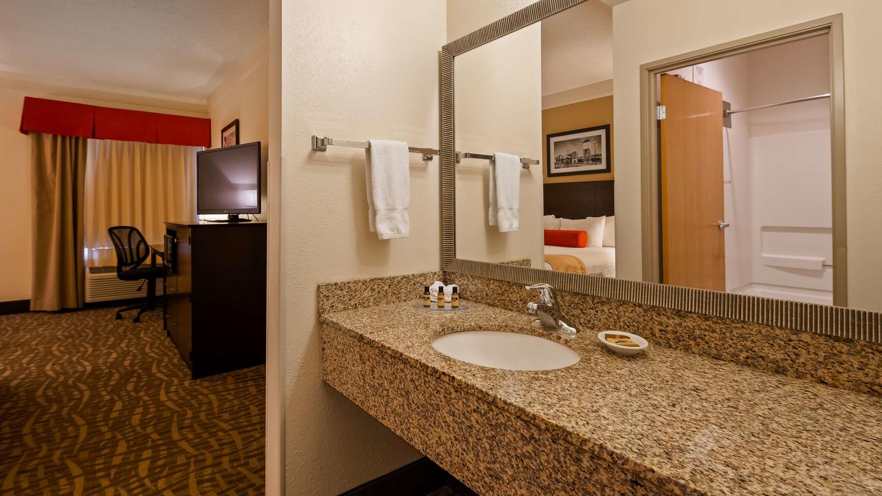 Best Western Plus Peoria - thumb 6