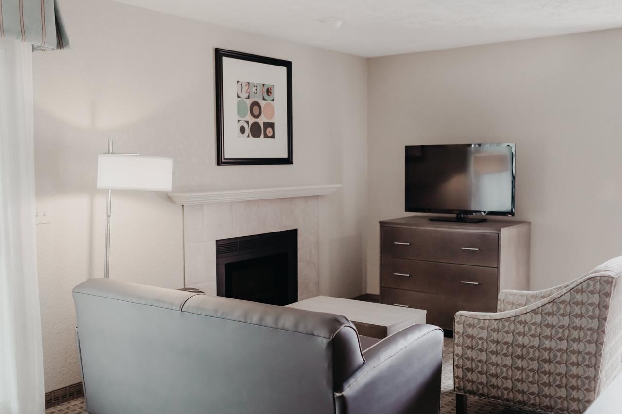 Eastland Suites Extended Stay Hotel & Conference Center - thumb 17