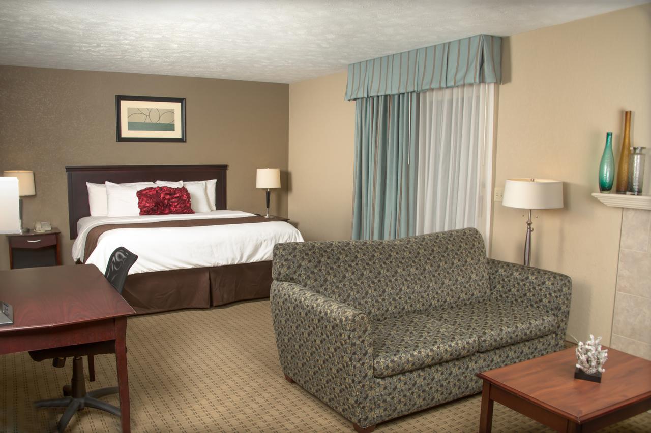 Eastland Suites Extended Stay Hotel & Conference Center - thumb 0