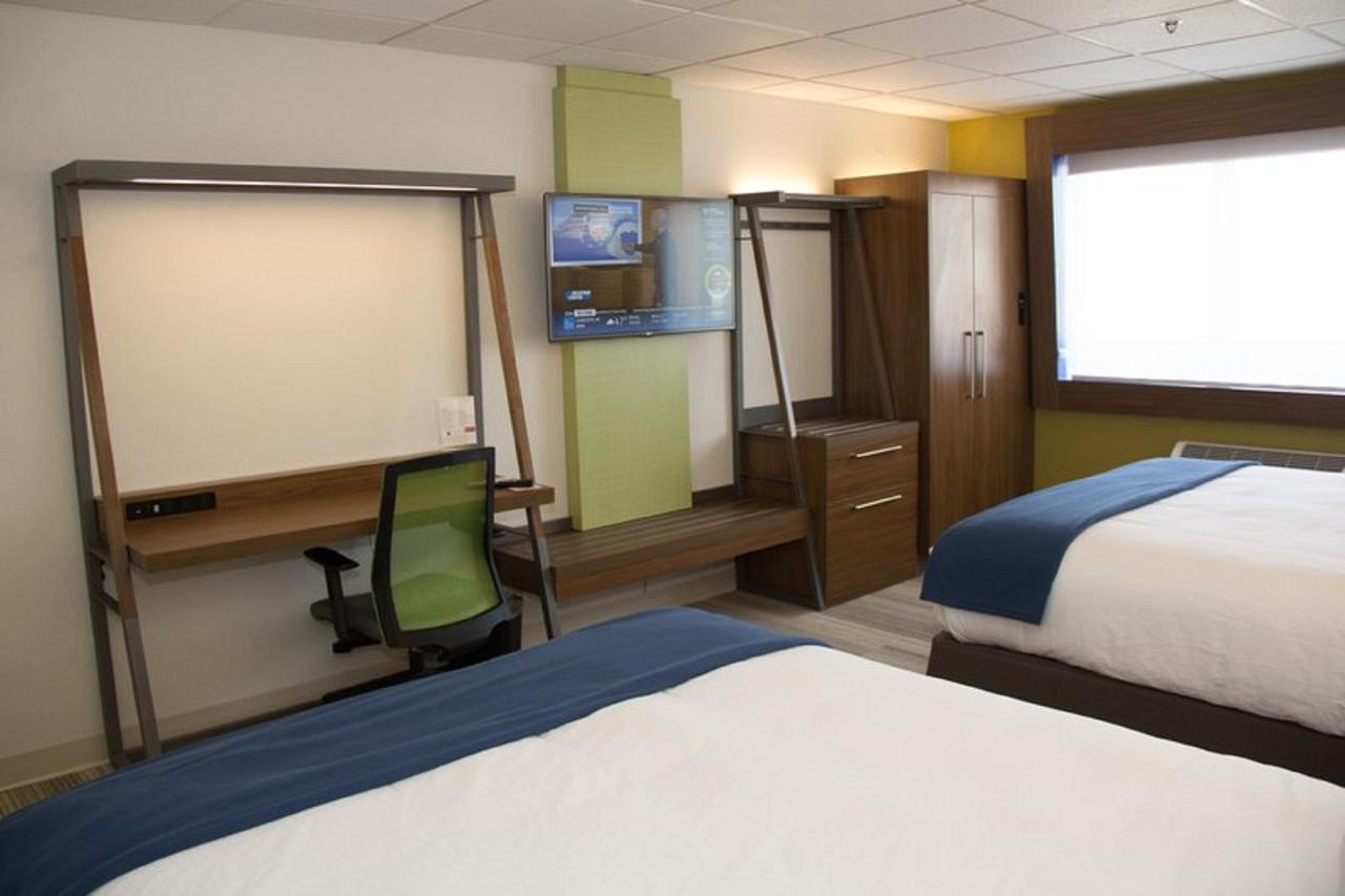 Holiday Inn Express & Suites Salem - thumb 19