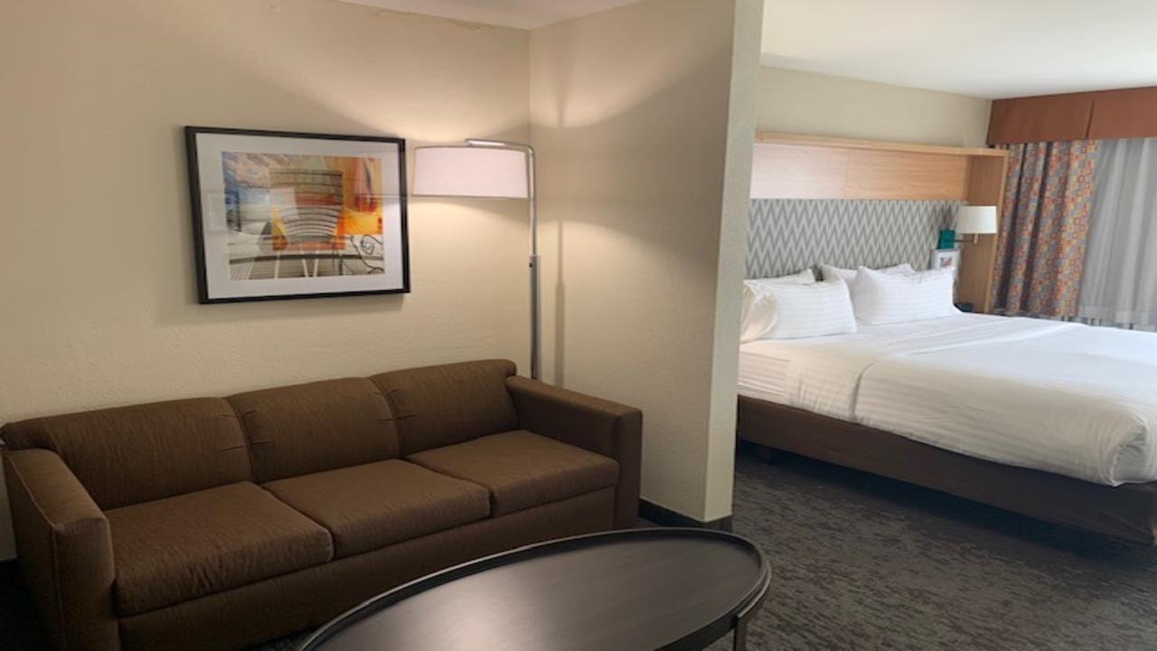 Holiday Inn Chicago North Shore - thumb 7