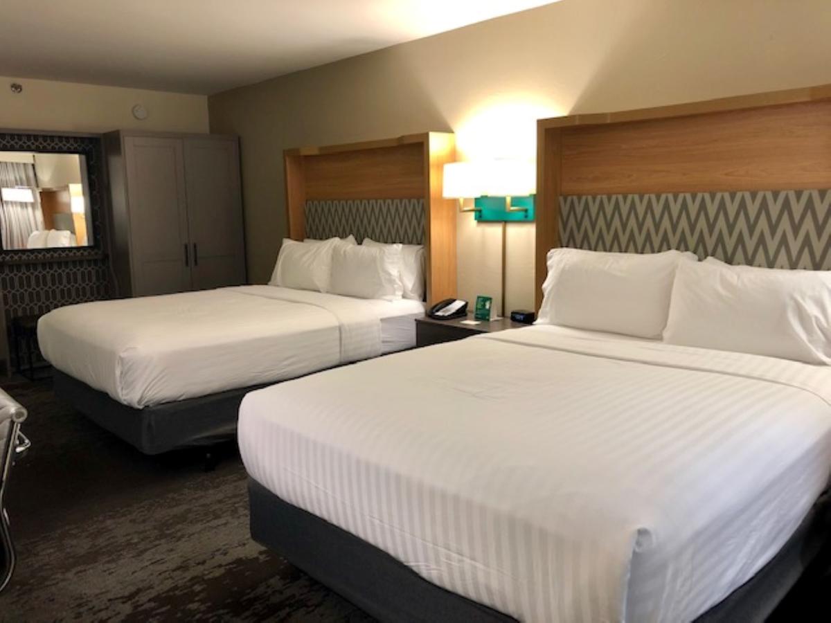 Holiday Inn Chicago North Shore - thumb 10