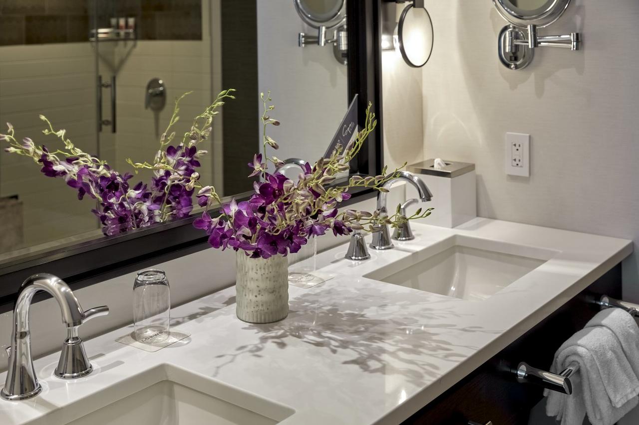 Loews Chicago Hotel - thumb 2