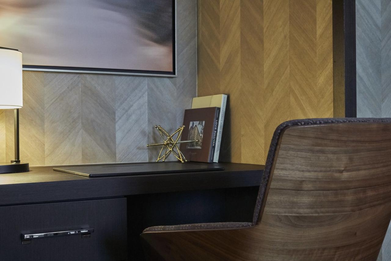 Loews Chicago Hotel - thumb 8