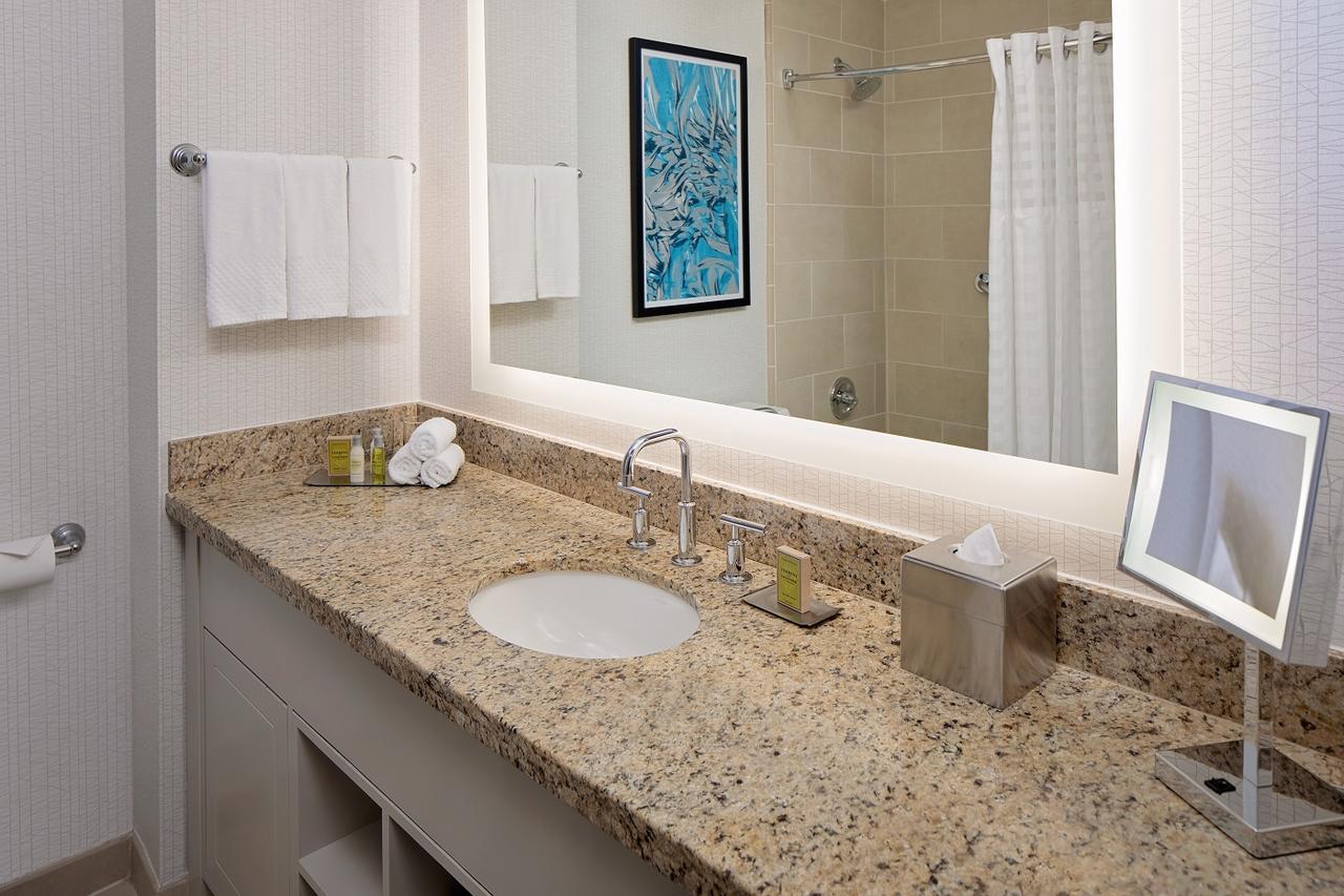 DoubleTree By Hilton Chicago Magnificent Mile - thumb 42