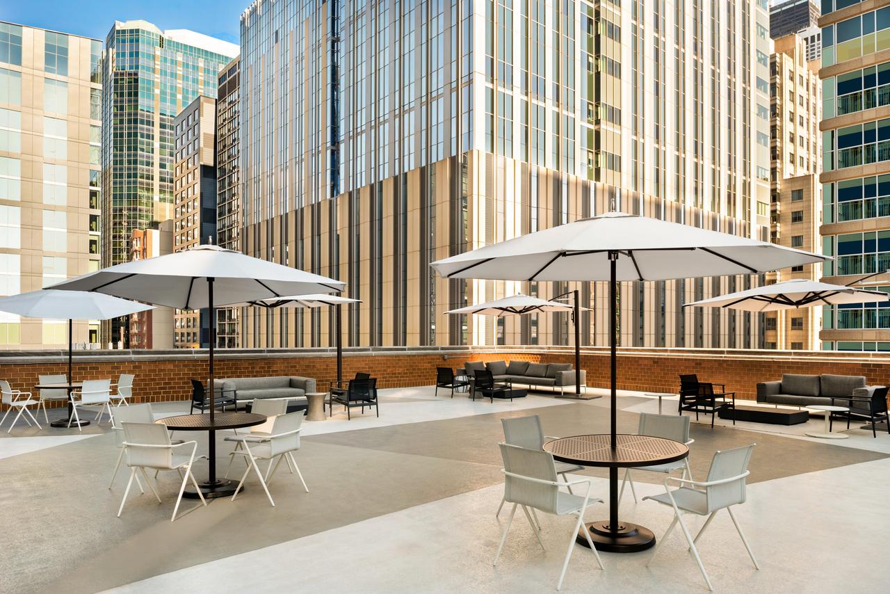 DoubleTree By Hilton Chicago Magnificent Mile - thumb 4
