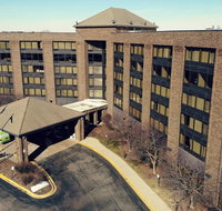 Holiday Inn Chicago Northwest/Crystal Lake/Convention Center - Tourism Bookings