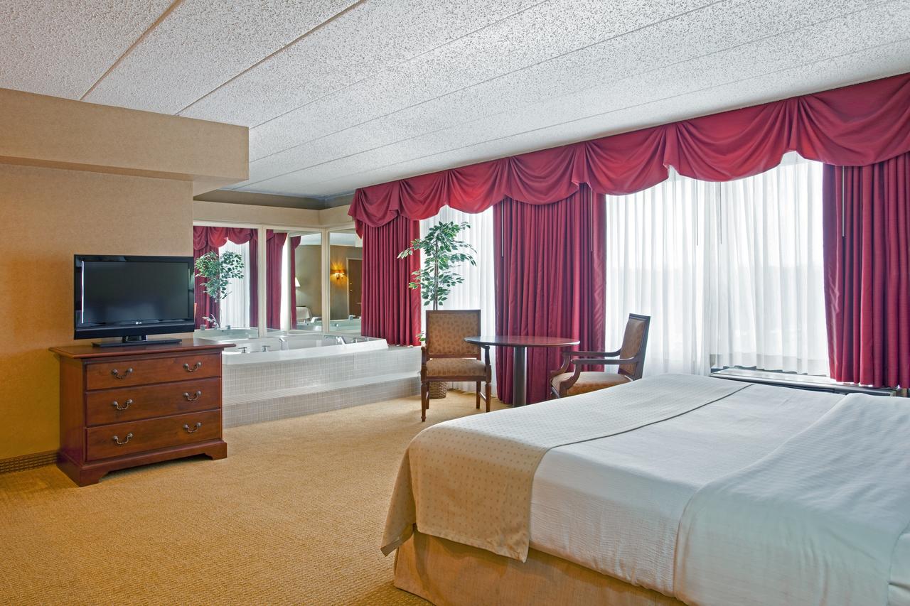 Holiday Inn Chicago Northwest/Crystal Lake/Convention Center - thumb 8