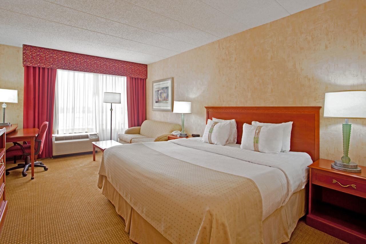 Holiday Inn Chicago Northwest/Crystal Lake/Convention Center - thumb 23