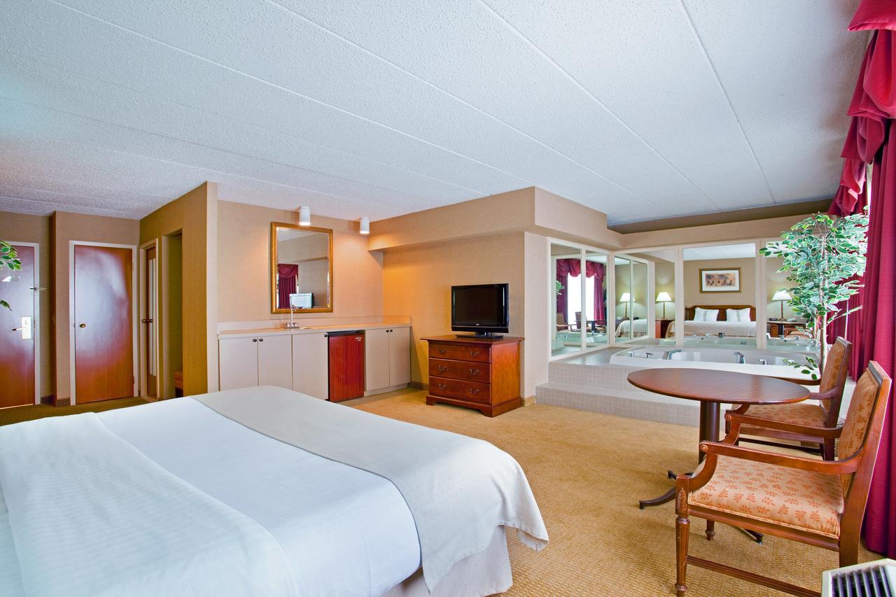 Holiday Inn Chicago Northwest/Crystal Lake/Convention Center - thumb 13